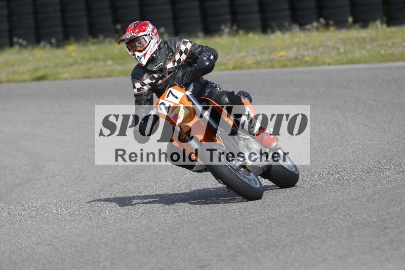 /08 17.04.2026  TZ Motorsport ADR/Gruppe gelb/27